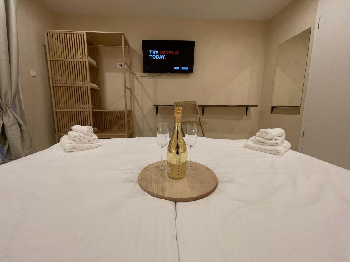 Cozy Apartment Matijas With Private Parking And Terrace Split Eksteriør bilde