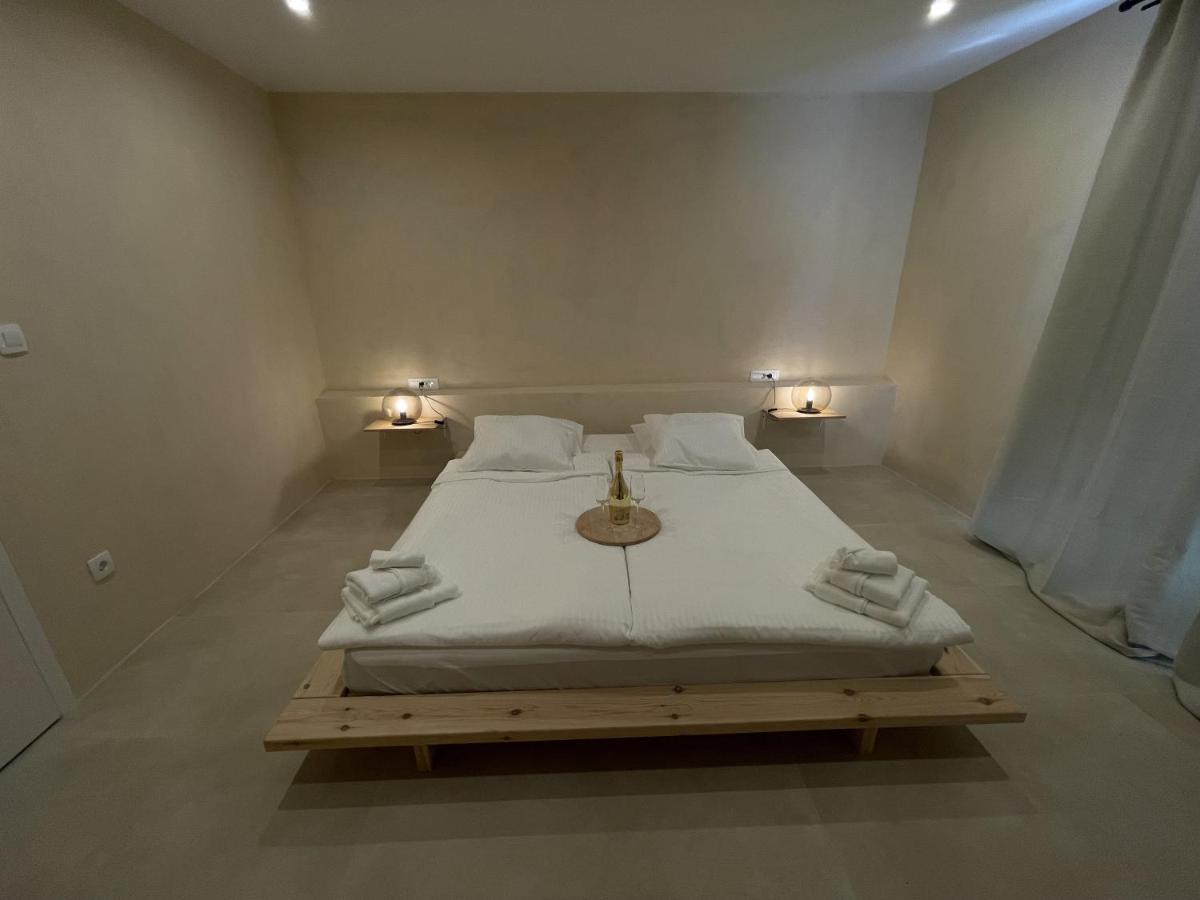 Cozy Apartment Matijas With Private Parking And Terrace Split Eksteriør bilde