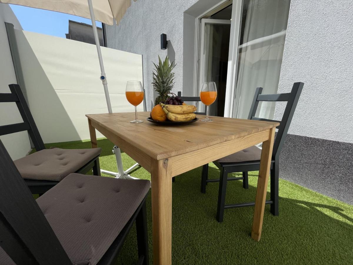 Cozy Apartment Matijas With Private Parking And Terrace Split Eksteriør bilde
